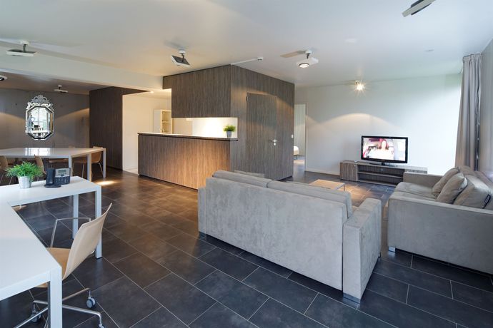 Imagen de la habitación del Hotel Cowool Cergy. Foto 8