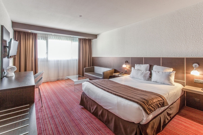 Imagen de la habitación del Hotel Cowool Grenoble. Foto 6