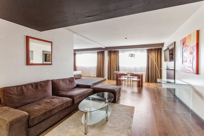 Imagen de la habitación del Hotel Cowool Grenoble. Foto 8