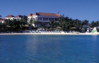 Imagen de los exteriores del Hotel Coyaba. Foto 8