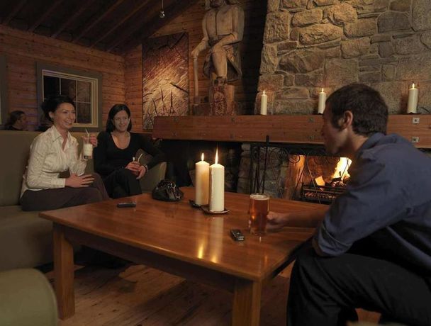 Imagen del bar/restaurante del Hotel Coylumbridge. Foto 7