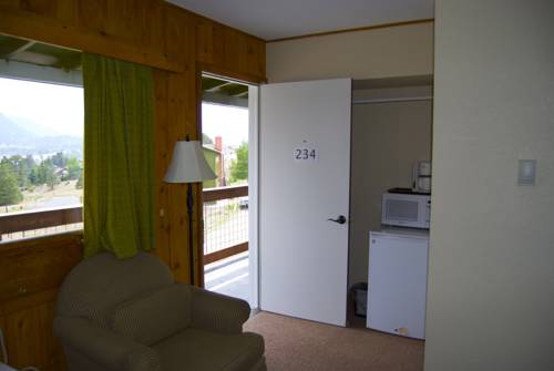 Imagen de la habitación del Hotel Coyote Mountain Lodge. Foto 8