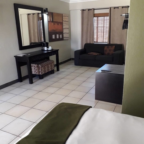 Imagen de la habitación del Hotel Coyotes & Conference Centre. Foto 2