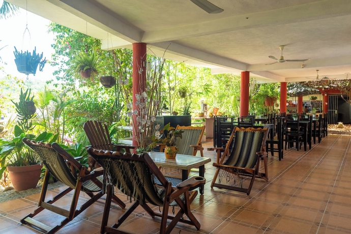 Imagen del bar/restaurante del Hotel Coyula Huatulco, Santa Mar&iacute;a Huatulco. Foto 6