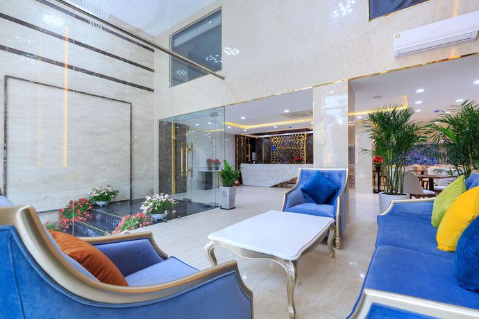 Imagen de los interiores del Hotel Cozrum Lux. Foto 13