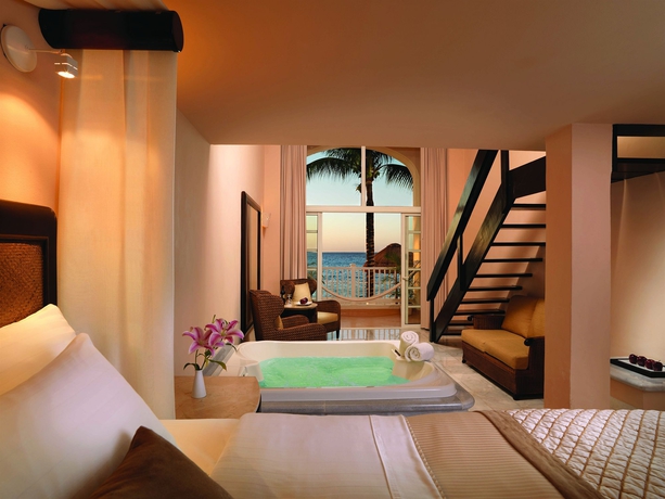 Imagen de la habitación del Hotel Cozumel Palace All Inclusive. Foto 2