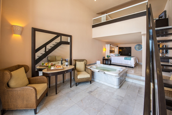 Imagen de los interiores del Hotel Cozumel Palace All Inclusive. Foto 14