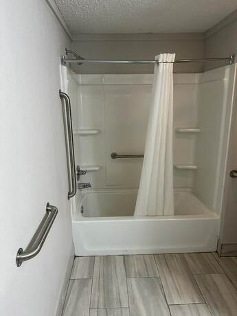 Imagen general del Hotel Cozy Garden Inn By OYO Hwy 40 Richmond. Foto 1