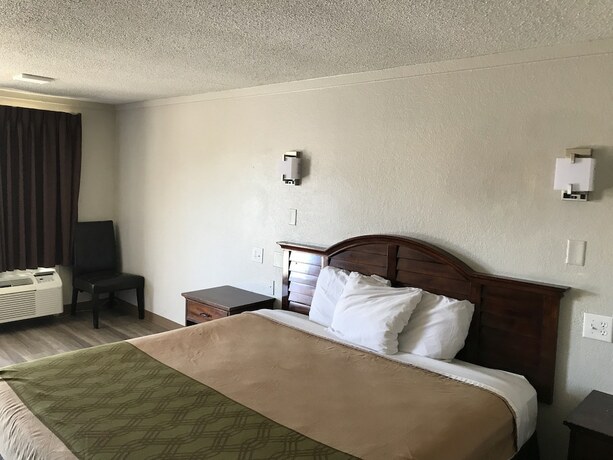 Imagen de la habitación del Hotel Cozy Garden Inn By OYO Hwy 40 Richmond. Foto 17
