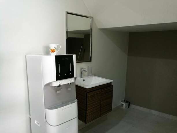 Imagen de los interiores del Hotel Cozy Hotel. Foto 12