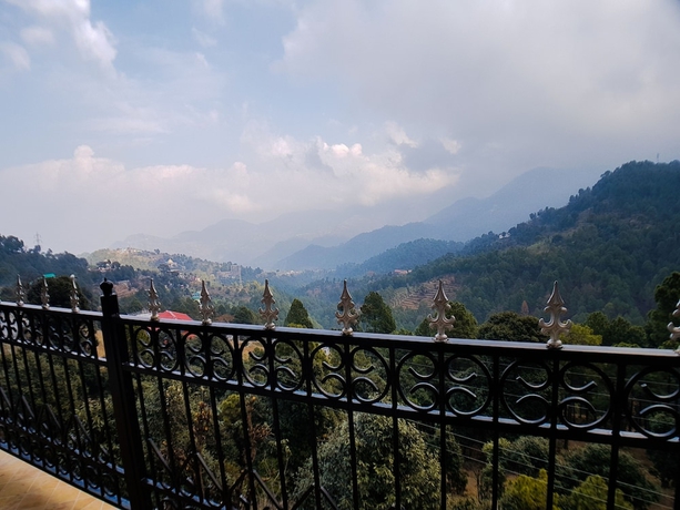 Imagen de los interiores del Hotel Cozy Nook, Dalhousie. Foto 3