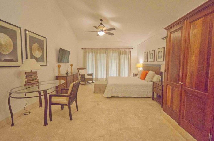 Imagen de la habitación del Hotel Cozy Private Villa in Amazing Beach Golf Resort. Foto 5