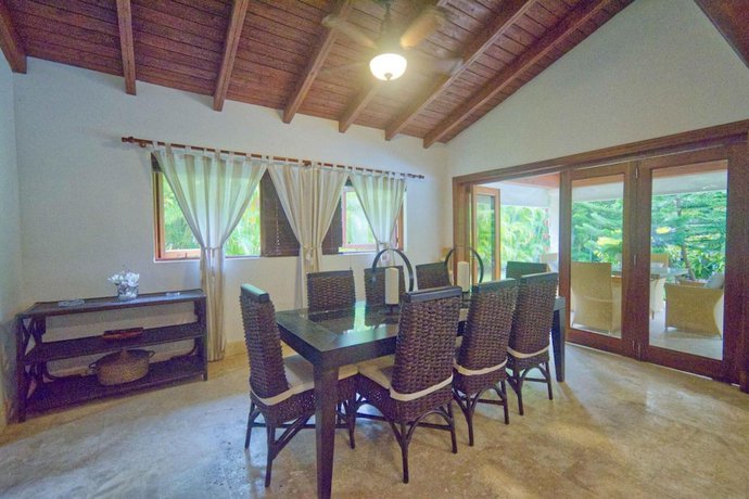 Imagen de la habitación del Hotel Cozy Private Villa in Amazing Beach Golf Resort. Foto 10