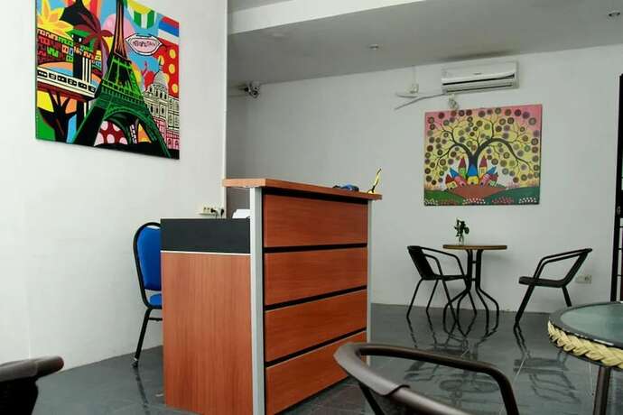 Imagen general del Hotel Cozy Residence Cipedes Bandung. Foto 3