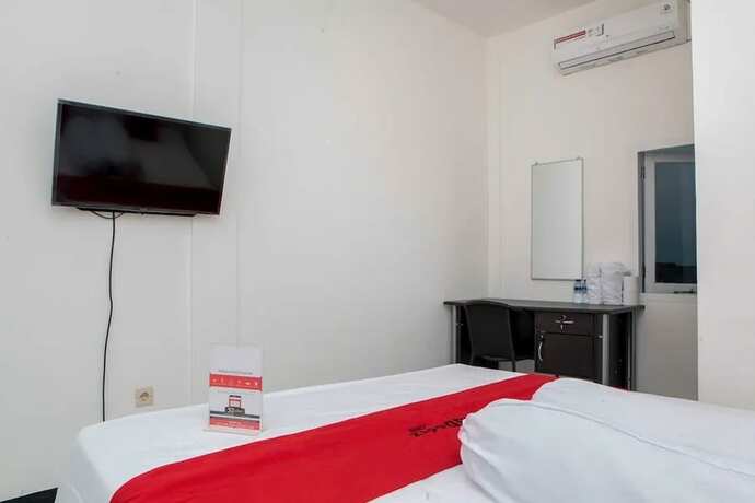 Imagen de la habitación del Hotel Cozy Residence Cipedes Bandung. Foto 8