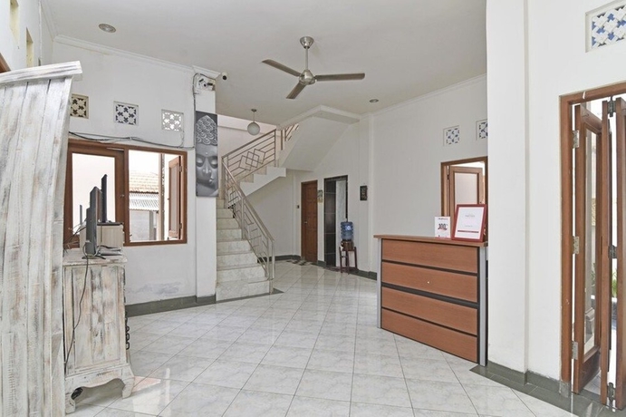 Imagen de los interiores del Hotel Cozy Residence Wedasari Bali. Foto 13