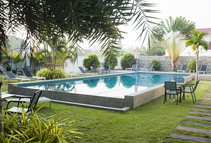 Imagen de la piscina del Hotel Cozy Resort, PATTAYA BEACH. Foto 17