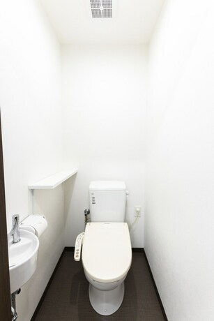 Imagen de la habitación del Hotel Cozy Stay In Naha Akebono. Foto 13