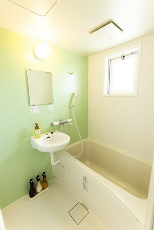 Imagen de la habitación del Hotel Cozy Stay In Naha Akebono. Foto 15