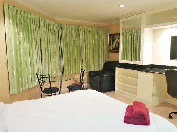 Imagen de la habitación del Hotel Cozy Studio Near Jomtien Beach - Thip Condotel. Foto 19