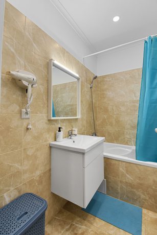 Imagen de la habitación del Hotel Cozy Studio in Militari Residence. Foto 16