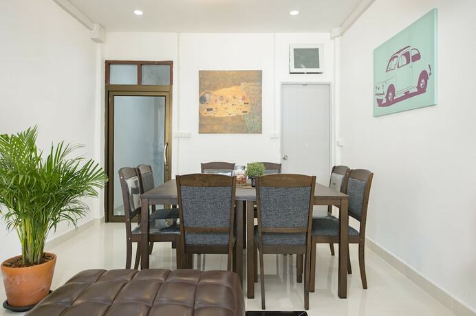 Imagen general del Hotel Cozy TownHouse HuaLampong. Foto 13