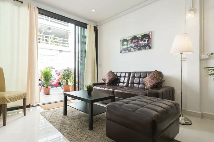Imagen general del Hotel Cozy TownHouse HuaLampong. Foto 15