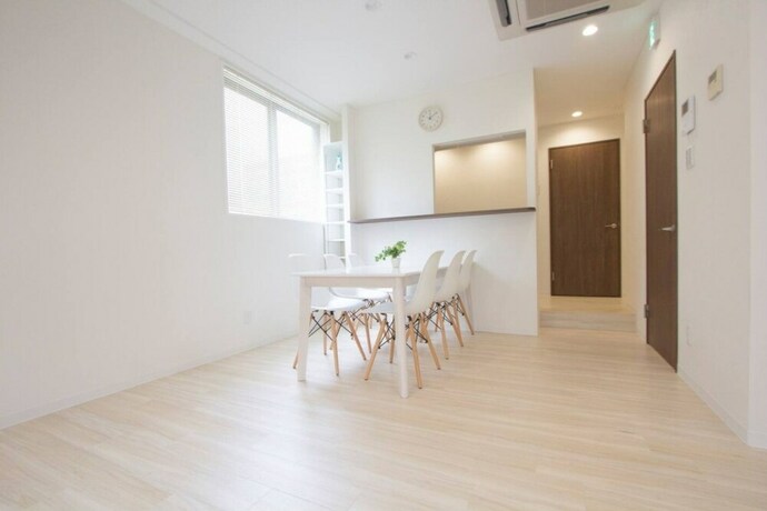 Imagen de la habitación del Hotel Cozy and Convenient Royal Heights. Foto 36