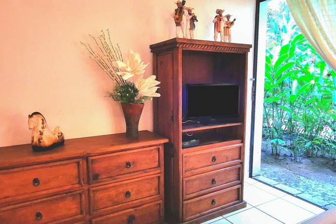 Imagen de la habitación del Hotel Cozy stay Tropical Vibes near Beach. Foto 9