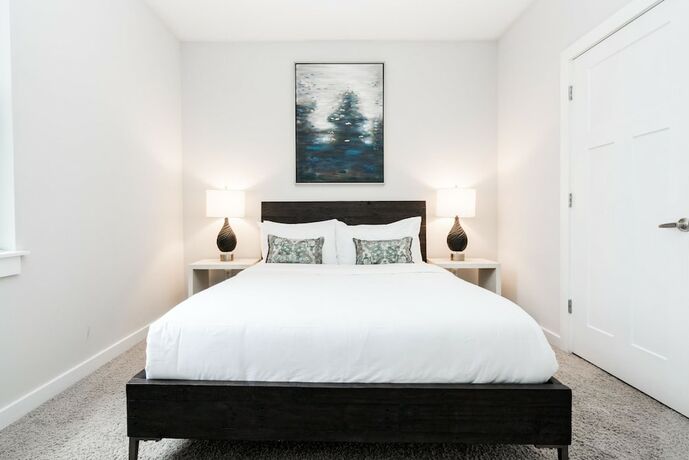 Imagen de la habitación del Hotel CozySuites Music Row. Foto 19