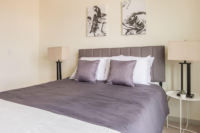 Imagen de la habitación del Hotel CozySuites at Nulu. Foto 9