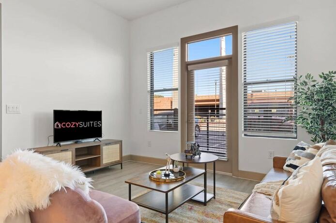 Imagen de la habitación del Hotel CozySuites at Town Lake. Foto 14