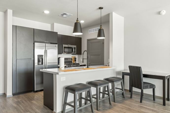 Imagen de la habitación del Hotel CozySuites at Westgate. Foto 10