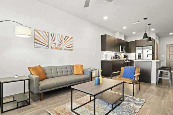 Imagen de la habitación del Hotel CozySuites at Westgate. Foto 19
