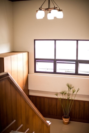 Imagen de los interiores del Hotel Cozytel Chiangmai. Foto 11