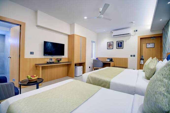 Imagen general del Hotel Cozzet Victoria. Foto 5