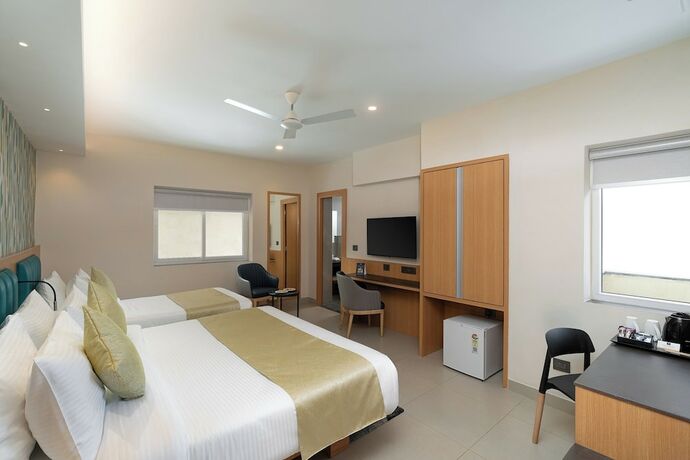 Imagen de la habitación del Hotel Cozzet Victoria. Foto 21