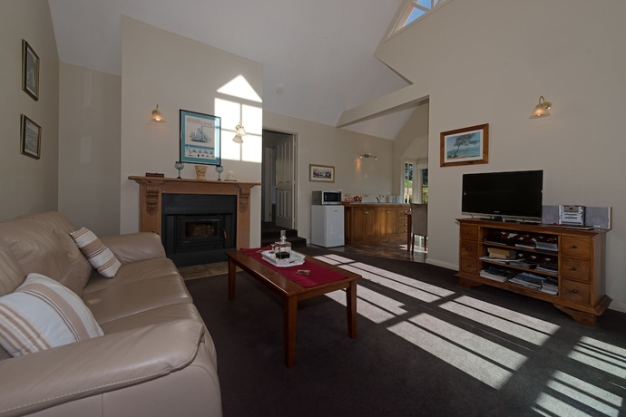Imagen de los interiores del Hotel Crabtree River Cottages. Foto 13