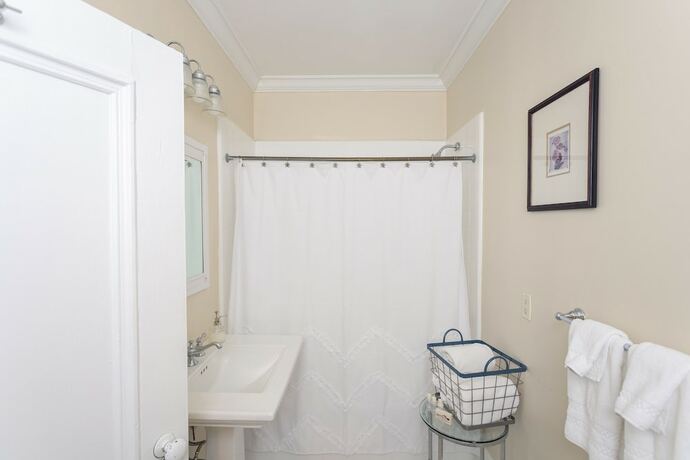 Imagen general del Hotel Crabtree\'s Kittle House Restaurant and Inn. Foto 1