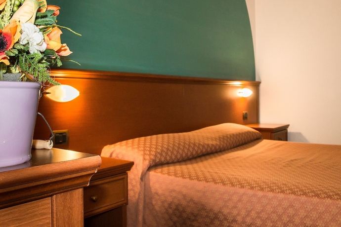 Imagen de la habitación del Hotel Crabun. Foto 3