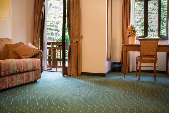 Imagen de la habitación del Hotel Crabun. Foto 11