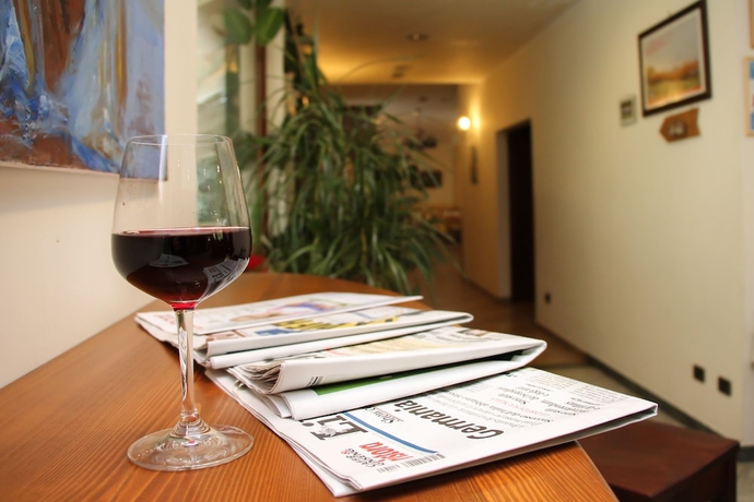 Imagen de los interiores del Hotel Crabun. Foto 17