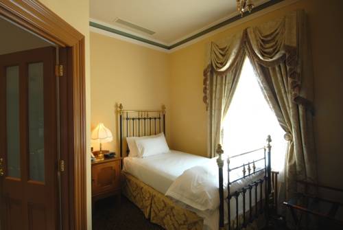 Imagen de la habitación del Hotel Craig's Royal. Foto 3