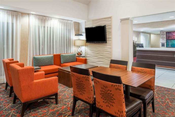 Imagen de los interiores del Hotel Craigshire Suites. Foto 12