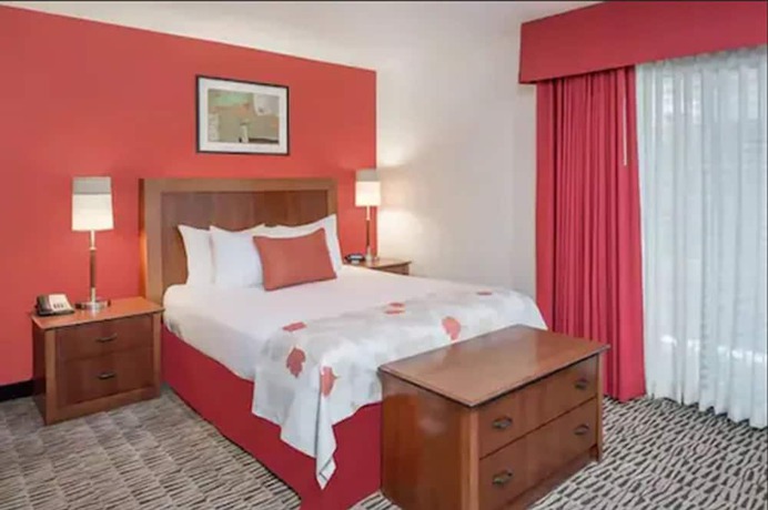 Imagen de la habitación del Hotel Craigshire Suites. Foto 10