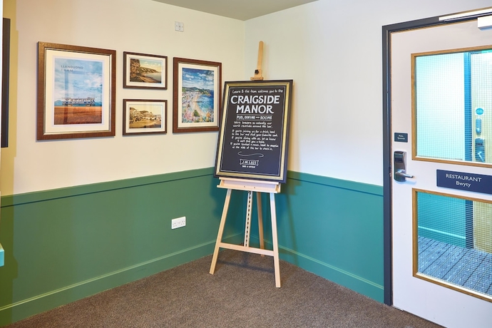 Imagen de los interiores del Hotel Craigside Manor. Foto 14
