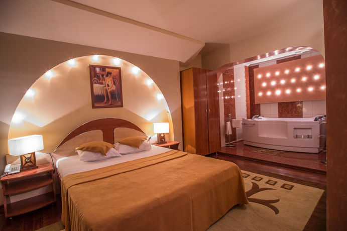 Imagen de la habitación del Hotel Craiovita. Foto 7