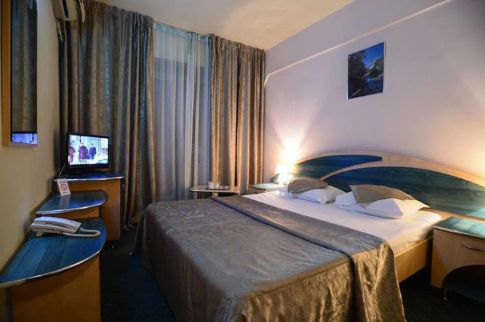 Imagen de los interiores del Hotel Craiovita. Foto 16