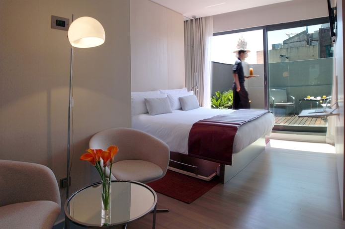 Imagen de la habitación del Hotel Cram. Foto 8