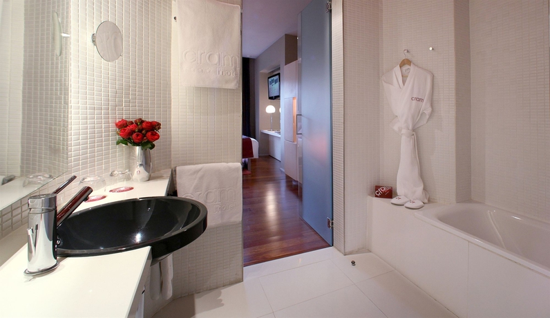 Imagen de la habitación del Hotel Cram. Foto 10